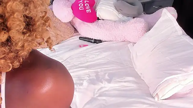 AfroditaRoy online show from May 2026 10:50:03 PM