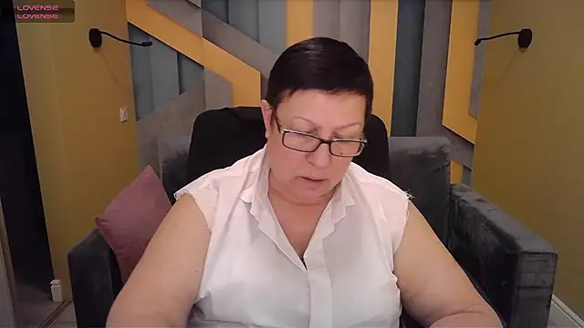 BarbaraTurners online show from February 2025 09:37:02 PM