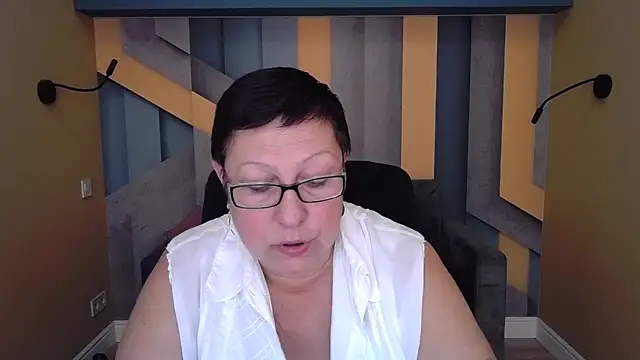 BarbaraTurners online show from October 2025 06:30:02 PM