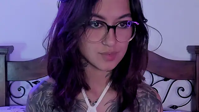 noemi foxxx online show from January 2025 08:32:02 AM