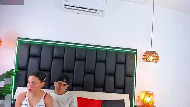 Crazy nigth01 online show from November 2025 01:48:02 AM