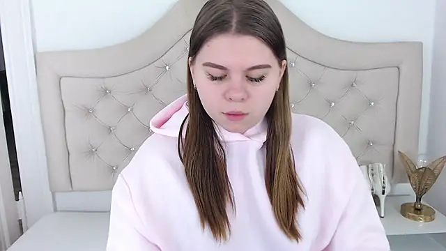 Snapshot of AbbyPleasure chatting on December 2024 08:11:01 AM AbbyPleasure online show from December 2024 08:11:01 AM