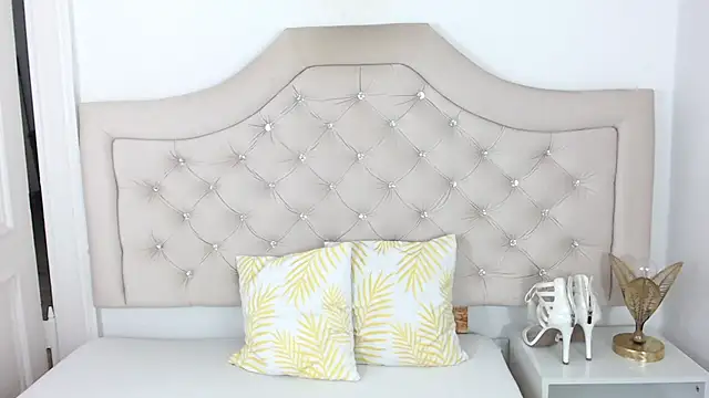 Snapshot of AbbyPleasure chatting on December 2024 08:47:01 AM AbbyPleasure online show from December 2024 08:47:01 AM