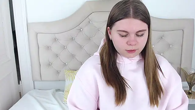 Snapshot of AbbyPleasure chatting on December 2024 02:05:02 PM AbbyPleasure online show from December 2024 02:05:02 PM