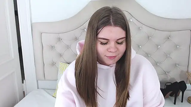 Snapshot of AbbyPleasure chatting on January 2025 01:52:02 PM AbbyPleasure online show from January 2025 01:52:02 PM