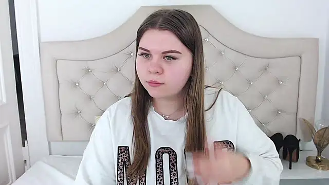 Snapshot of AbbyPleasure chatting on January 2025 12:48:02 PM AbbyPleasure online show from January 2025 12:48:02 PM