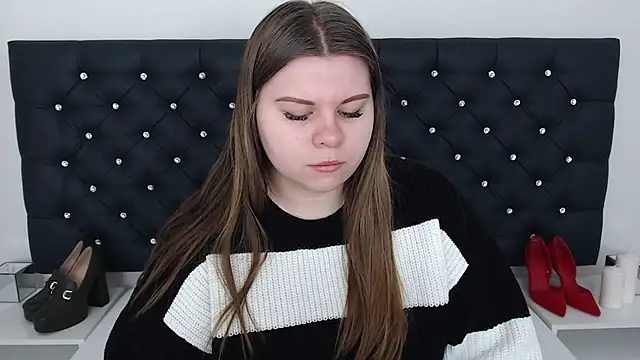 Snapshot of AbbyPleasure chatting on March 2025 09:44:01 AM AbbyPleasure online show from March 2025 09:44:01 AM