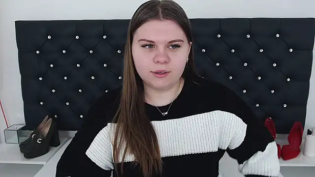 Snapshot of AbbyPleasure chatting on March 2025 12:48:01 PM AbbyPleasure online show from March 2025 12:48:01 PM