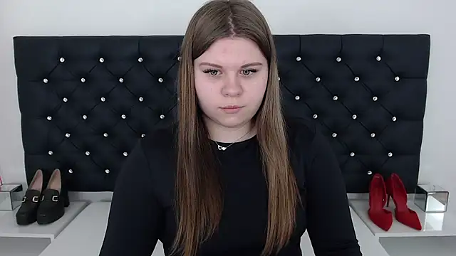 Snapshot of AbbyPleasure chatting on March 2025 03:56:01 PM AbbyPleasure online show from March 2025 03:56:01 PM