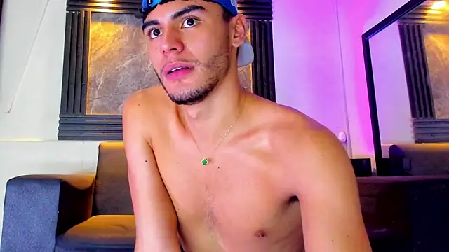 Snapshot of liam_genner_ chatting on October 2025 08:51:02 PM liam genner online show from October 2025 08:51:02 PM