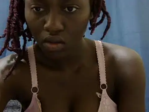 Seeexxxy-bree online show from February 2025 09:42:01 AM