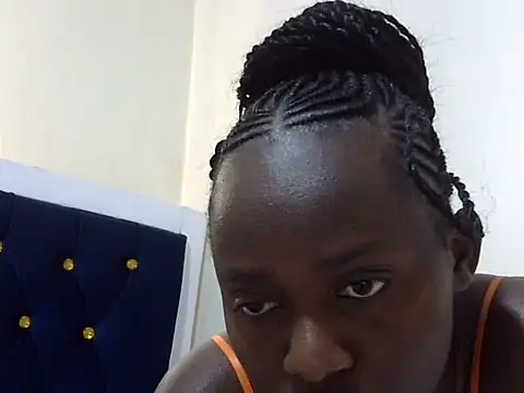 Seeexxxy-bree online show from October 2025 12:05:02 PM