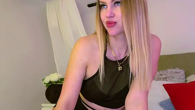 LuisaSin online show from January 2025 02:39:01 PM