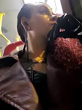 Liilith goddess  online show from October 2025 01:27:02 AM