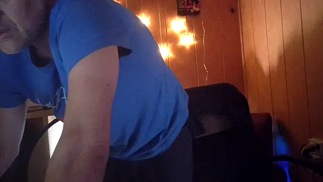 Snapshot of Lia_Y_PatrickX chatting on November 2025 03:27:01 PM Lia Y PatrickX online show from November 2025 03:27:01 PM