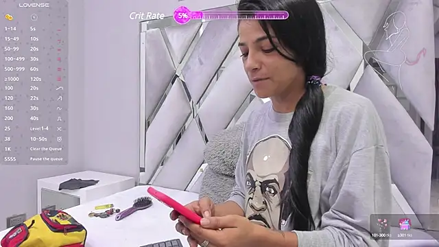 Hellen  4master online show from March 2025 11:33:02 AM