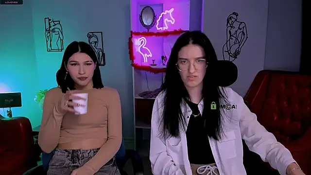 scarlet mooore online show from March 2025 08:54:01 PM