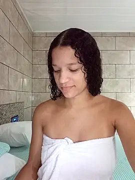 By Aninha online show from April 2026 03:45:01 PM