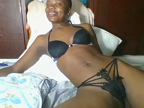 Snapshot of AfricanPrincess24 chatting on May 2026 03:00:02 AM AfricanPrincess24 online show from May 2026 03:00:02 AM