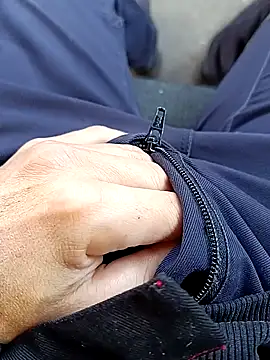 vadszex31 online show from September 2025 07:24:02 AM