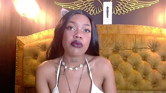 Snapshot of CrystalBrooke3x chatting on March 2025 07:27:02 PM CrystalBrooke3x online show from March 2025 07:27:02 PM