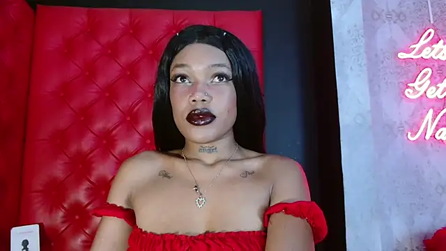 Snapshot of CrystalBrooke3x chatting on November 2025 09:24:02 PM CrystalBrooke3x online show from November 2025 09:24:02 PM