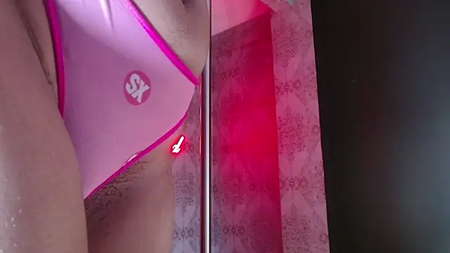 Snapshot of CrystalBrooke3x chatting on January 2026 08:03:02 PM CrystalBrooke3x online show from January 2026 08:03:02 PM