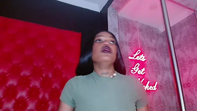 Snapshot of CrystalBrooke3x chatting on February 2026 08:18:01 PM CrystalBrooke3x online show from February 2026 08:18:01 PM