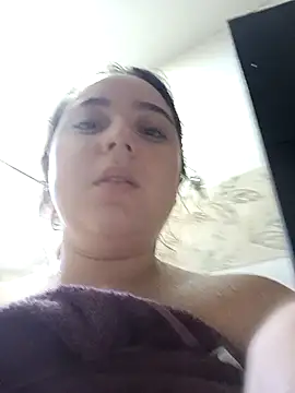 LunaGil1 online show from January 2025 04:16:01 PM