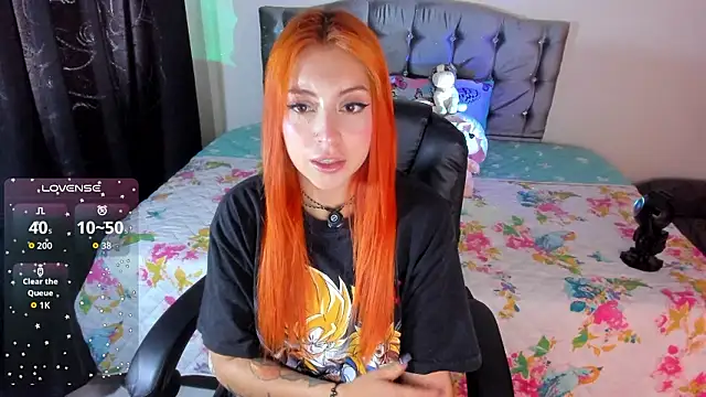 Snapshot of Violetaarey chatting on March 2026 10:13:01 PM Violetaarey online show from March 2026 10:13:01 PM