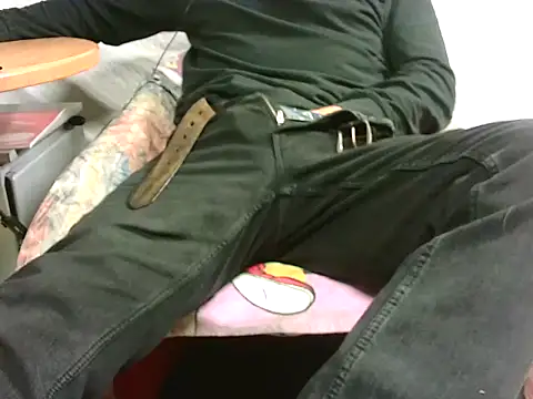 Giulio35 Pika online show from December 2025 05:08:02 PM