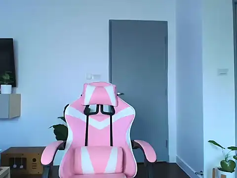 juicyshow  online show from September 2025 02:33:01 AM