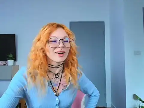 juicyshow  online show from September 2025 02:23:01 AM