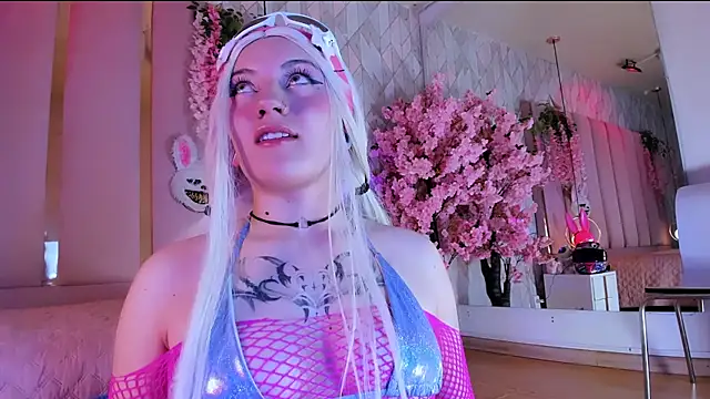 Snapshot of Broklinwhite_ chatting on January 2026 01:58:01 PM Broklinwhite online show from January 2026 01:58:01 PM