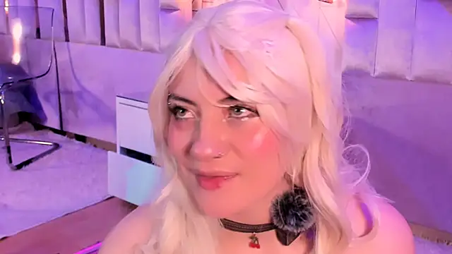 Snapshot of Broklinwhite_ chatting on February 2026 02:59:02 PM Broklinwhite online show from February 2026 02:59:02 PM