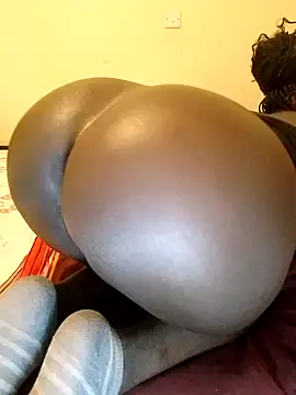 Snapshot of Misskhalifa_ chatting on February 2025 06:34:02 PM Misskhalifa online show from February 2025 06:34:02 PM