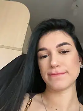 Julietta a online show from November 2025 07:52:01 AM