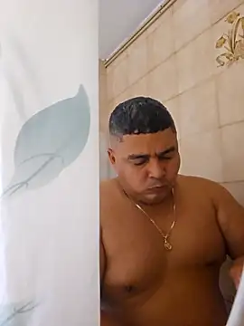 Snapshot of gordito_xx chatting on November 2025 02:06:01 PM gordito xx online show from November 2025 02:06:01 PM