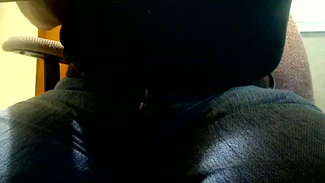 markluvskitty online show from October 2025 12:46:02 PM