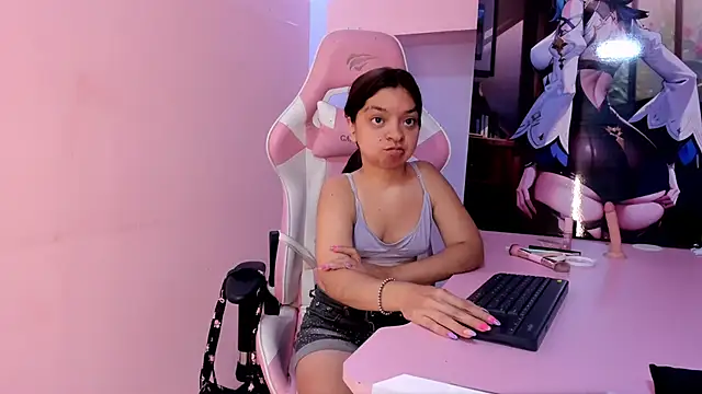 Snapshot of CharlotteMuller chatting on April 2026 08:12:02 PM CharlotteMuller online show from April 2026 08:12:02 PM
