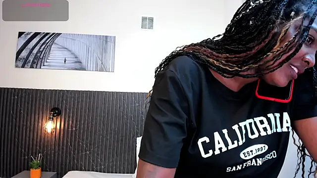 chanel brunette online show from March 2025 06:18:01 PM