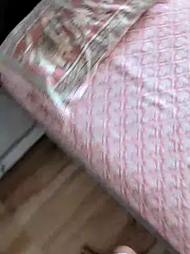 HeftyTheory7 online show from April 2026 04:05:02 AM