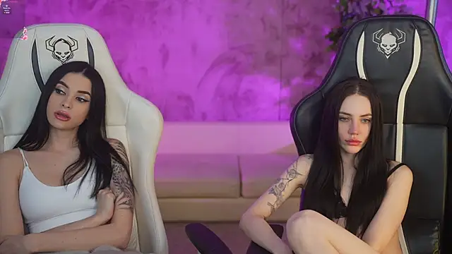 Tina Breeze online show from February 2025 02:34:01 PM