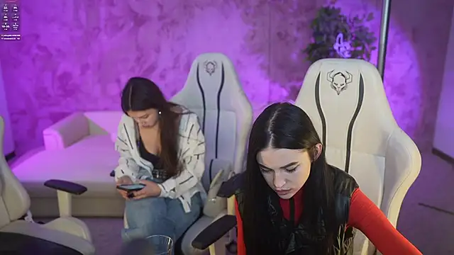 Tina Breeze online show from March 2025 11:29:02 AM