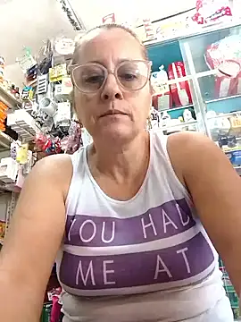 Snapshot of deisy_summers47x chatting on January 2026 02:00:01 PM deisy summers47x online show from January 2026 02:00:01 PM