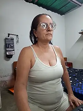 Snapshot of deisy_summers47x chatting on February 2026 09:01:01 PM deisy summers47x online show from February 2026 09:01:01 PM