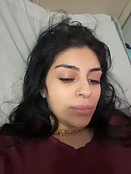 ThickerThanYoBitch online show from December 2025 06:06:01 AM