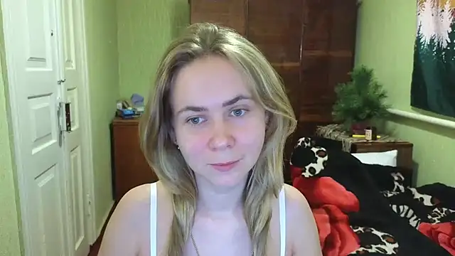 Riley Roo online show from December 2024 05:42:01 PM