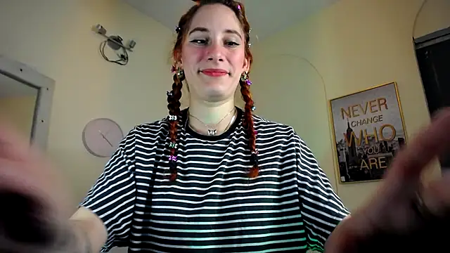 IsaBaileys  online show from March 2025 10:53:01 PM