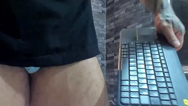 BruceDallas online show from March 2026 01:01:02 AM